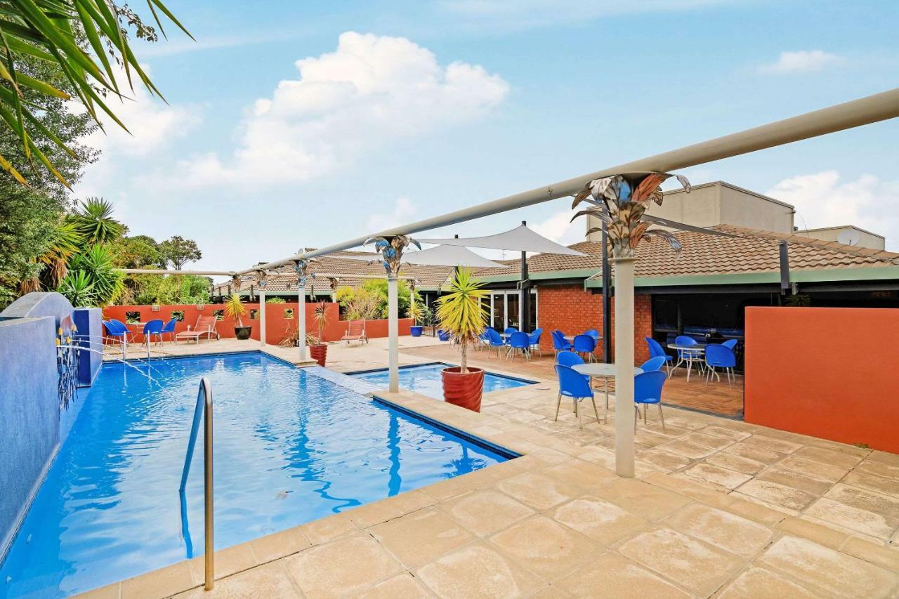 Riverside Hotel Marlborough Μπλένχαϊμ Εξωτερικό φωτογραφία