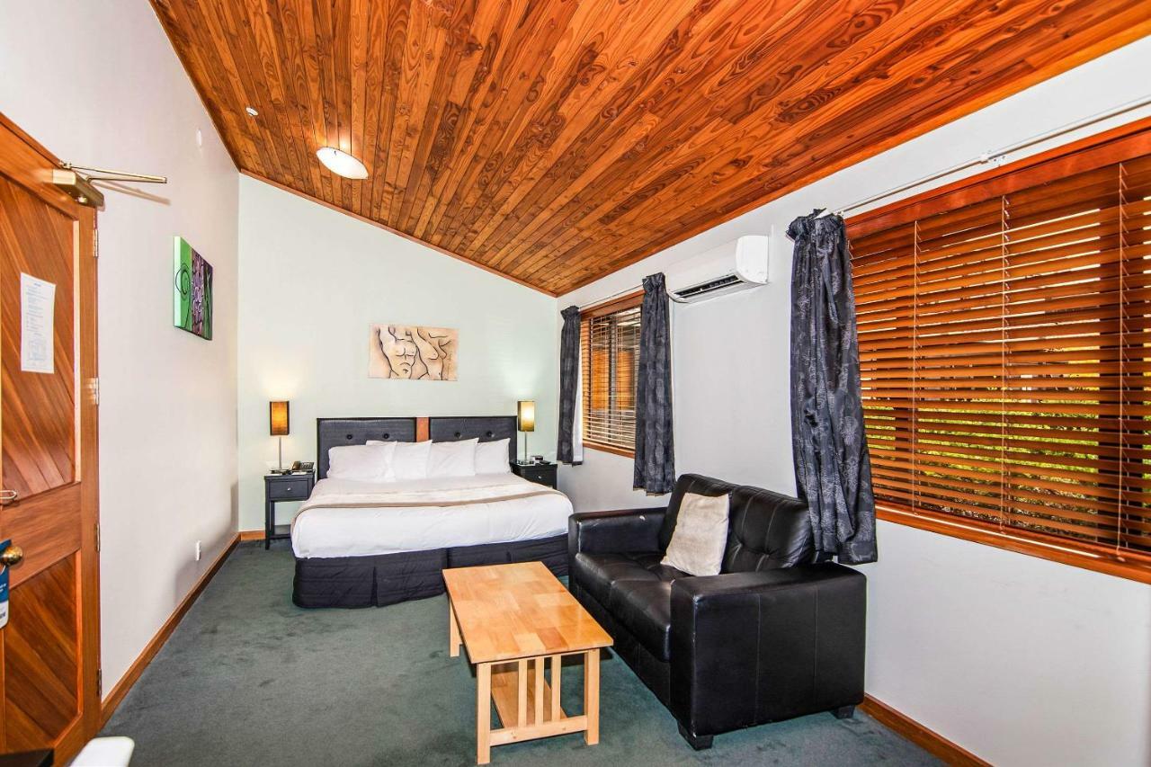 Riverside Hotel Marlborough Μπλένχαϊμ Εξωτερικό φωτογραφία